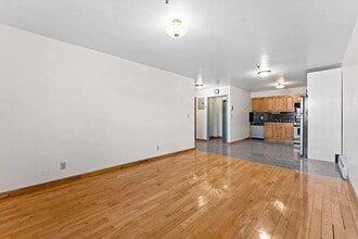 Building Photo - 245 Harman St