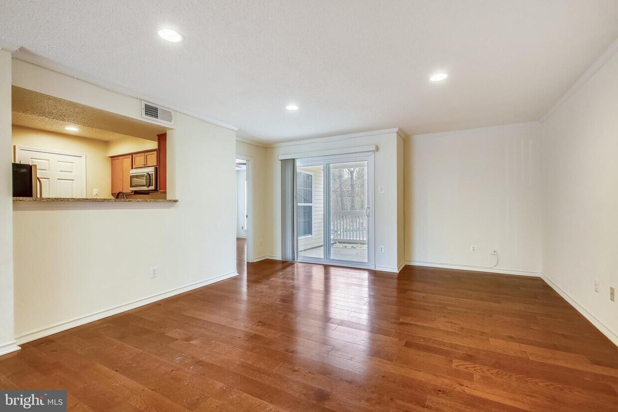 1509 LINCOLN Way Unit 101, MCLEAN, VA 22102 Room for Rent in MCLEAN, VA