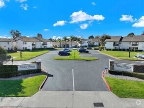 Building Photo - Valley Breeze Apartments