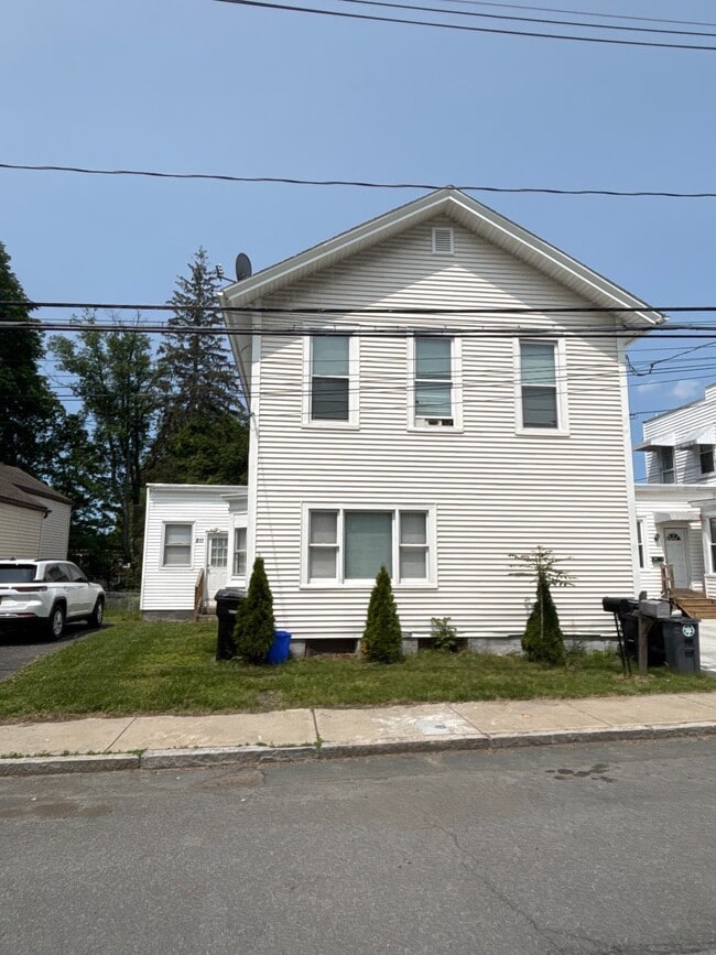 Building Photo - 211 Stow Ave