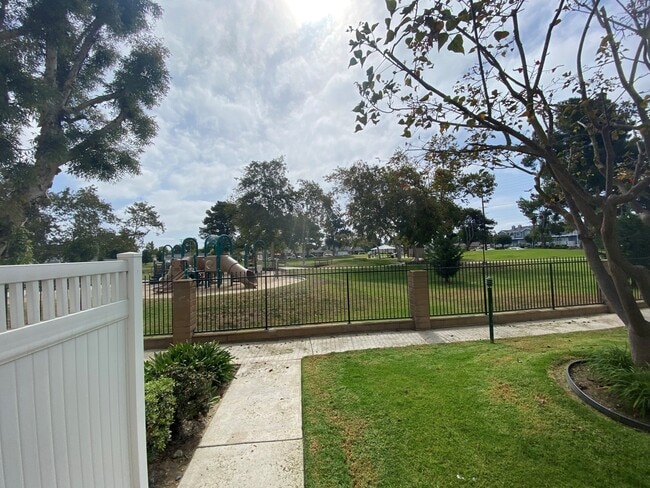 City park right outside your front door - 380 W Wilson St