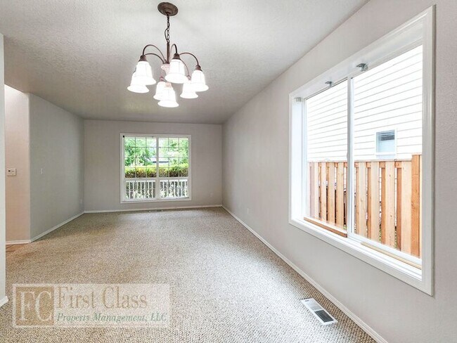 Foto del edificio - 23866 SW Red Fern Dr