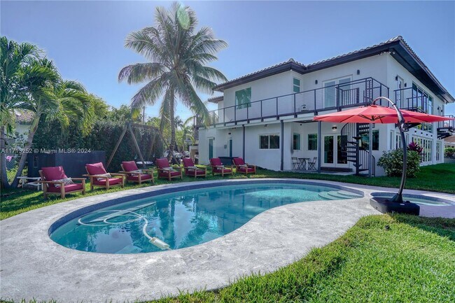 Foto del edificio - 13300 Biscayne Bay Ter