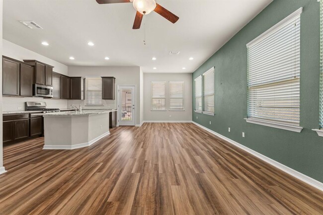 Foto del edificio - 2306 Dillon Pond Ln