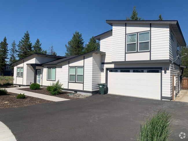 Building Photo - 51310 Nash Ct