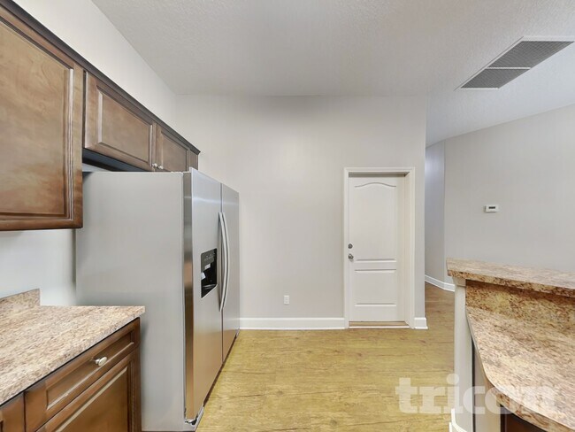 Foto del edificio - 45197 Weaver Cir