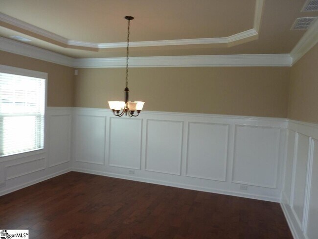 Building Photo - 209 Lost Lake Dr