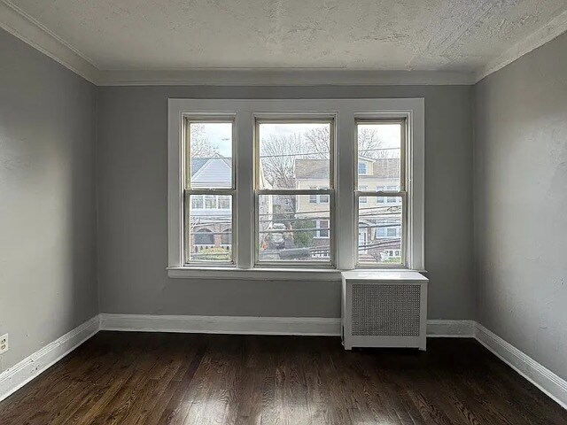 Foto del edificio - 418-418 Leslie St