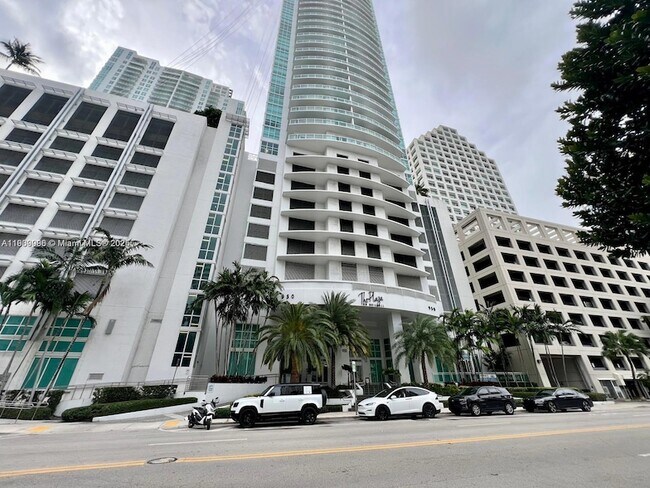 Foto del edificio - 950 Brickell Bay Dr