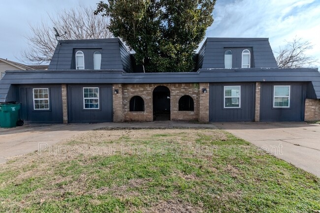 Photo - 6814 Lancer Ln House