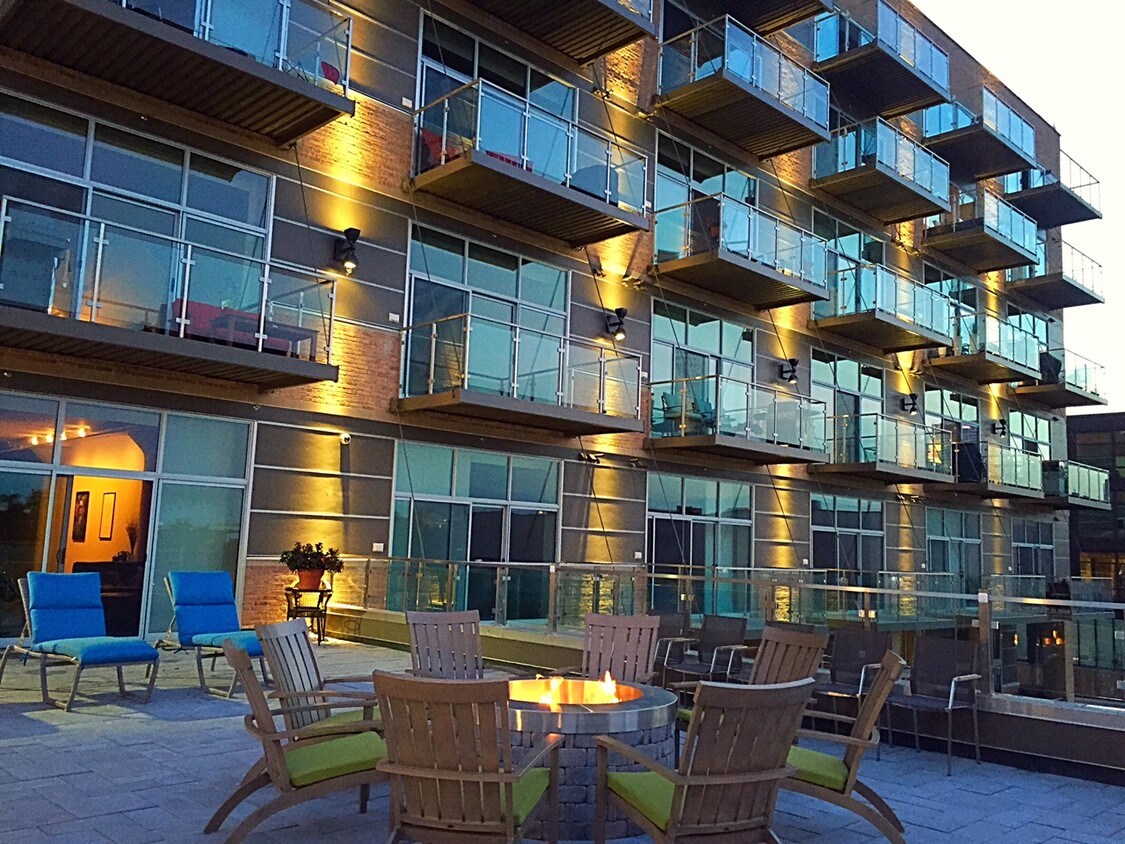 Oregon At South Water Works Apartments Milwaukee Wi Apartments Com