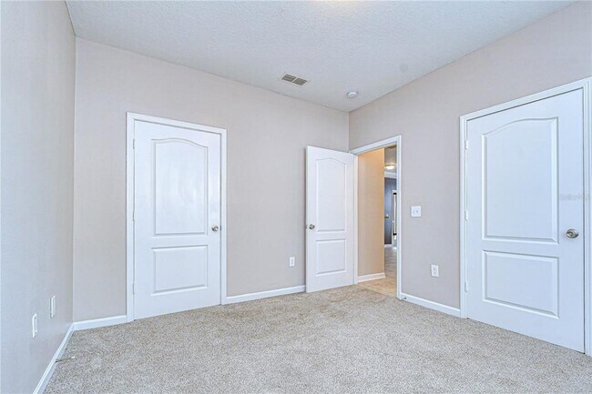 Foto del edificio - 17942 Villa Creek Dr