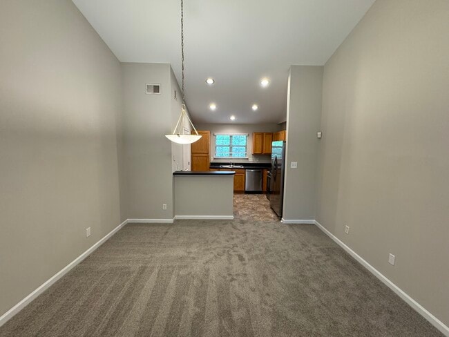 Building Photo - 7333 Michaels Landing Dr