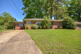 Building Photo - 908 Green Ridge Ct