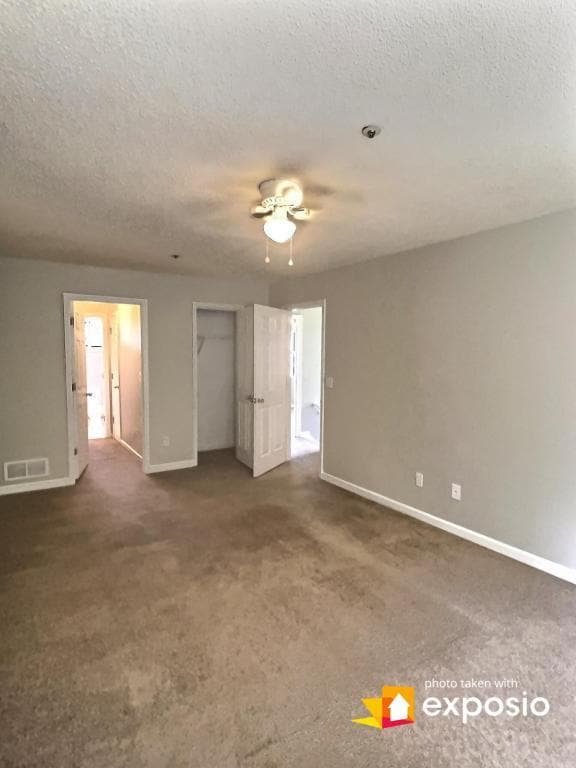 Foto del edificio - 3802 Soapstone Rd