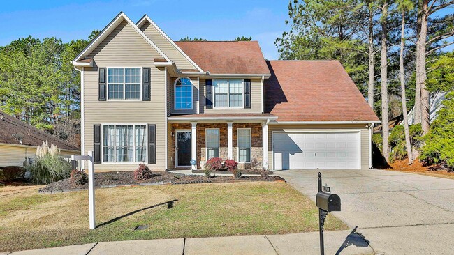 Building Photo - Fully Furnished 4 Bedroom with Internet Included!