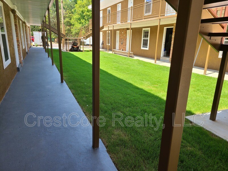 3395 Overton Crossing St Unit Apt 6, Memphis, TN 38127 Condo for Rent in Memphis, TN