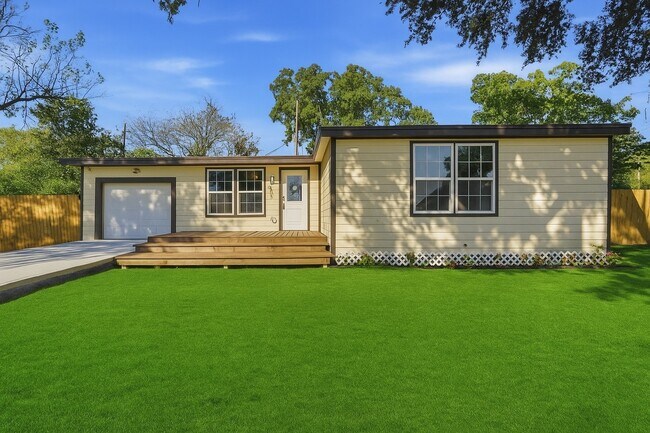 Foto del edificio - 2614 28th Ave N