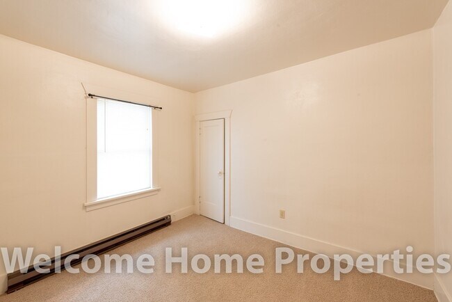 Foto del edificio - Cozy 2 Bedroom Apartment Close to WWU