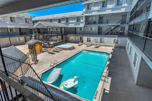 Foto del edificio - 642 N 200 E