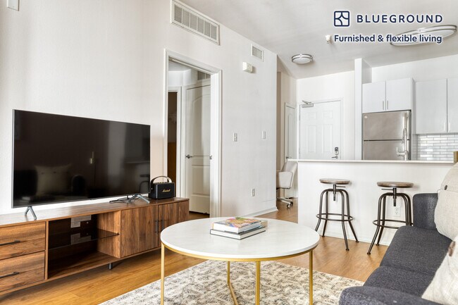 Foto del edificio - 4077 Glencoe Ave