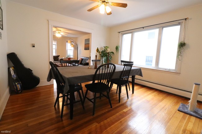 Building Photo - 2 br, 1 bath  - 63 Farragut Ave