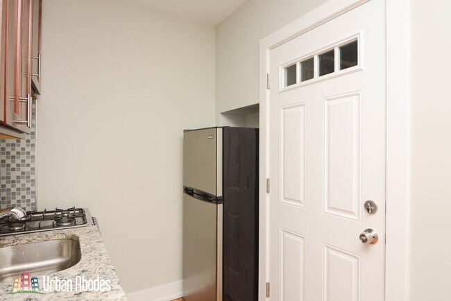 Foto del edificio - 2915 N Mildred Ave