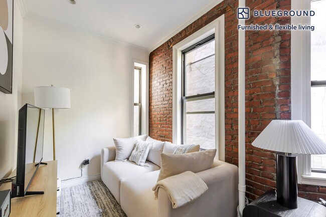 Foto del edificio - 223 Mott St