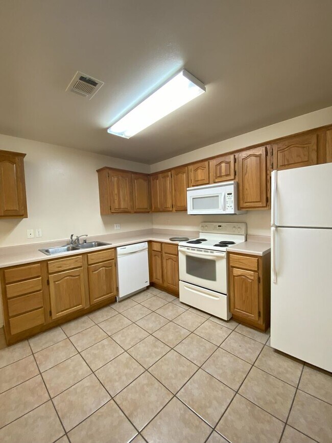 Foto del edificio - 108 Poplar St