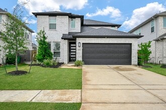 Building Photo - 21014 Vancherry Dr