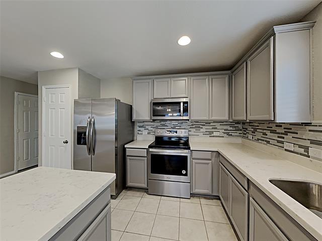 Foto del edificio - 2220 Heaton St