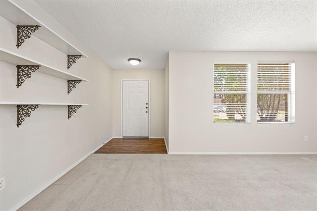 Building Photo - 3952 Thoroughbred Trail