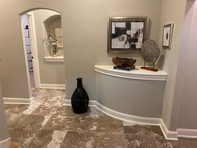 Foto del edificio - 5159 Oasis Park Ln