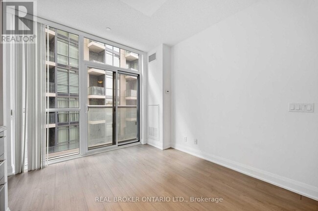 Building Photo - 56 Annie Craig Dr