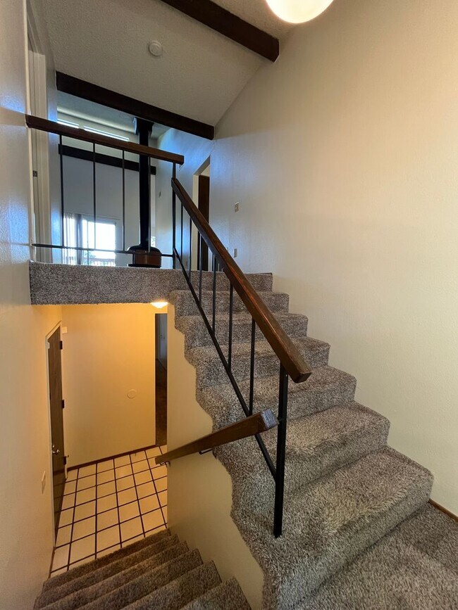 Foto del edificio - 3 BR 2.5 BA CONDO OFF LA RIVIERA