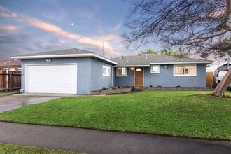 Building Photo - 4418 E Austin Way