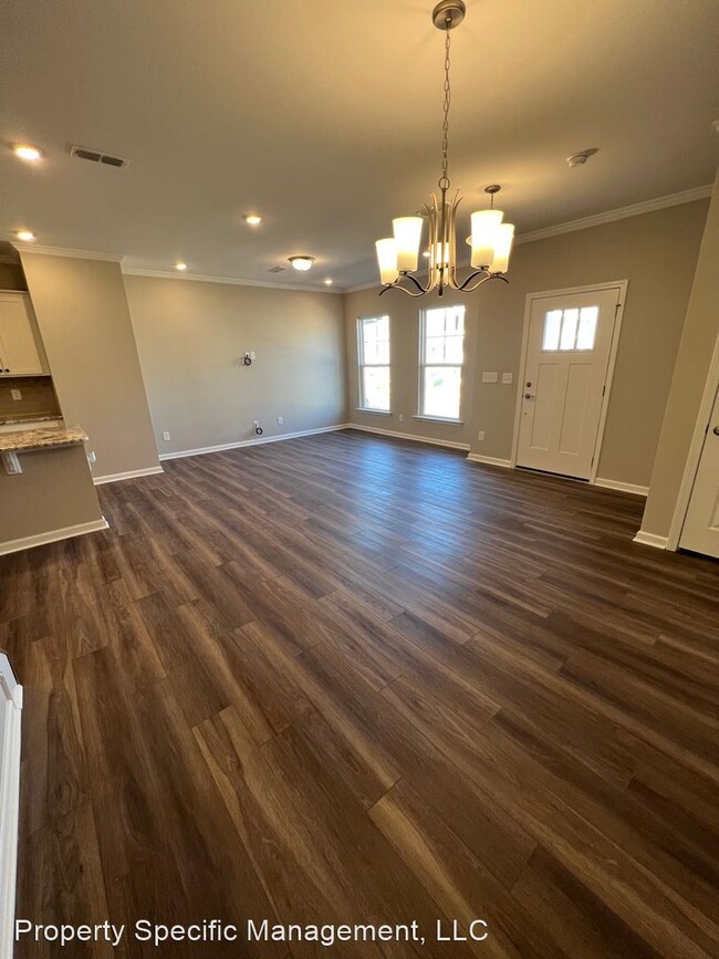 Building Photo - 3 br, 2.5 bath House - 1210 S. Franklin St
