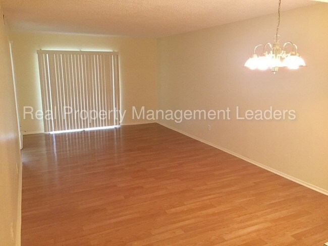 Building Photo - 4973 Puritan Cir