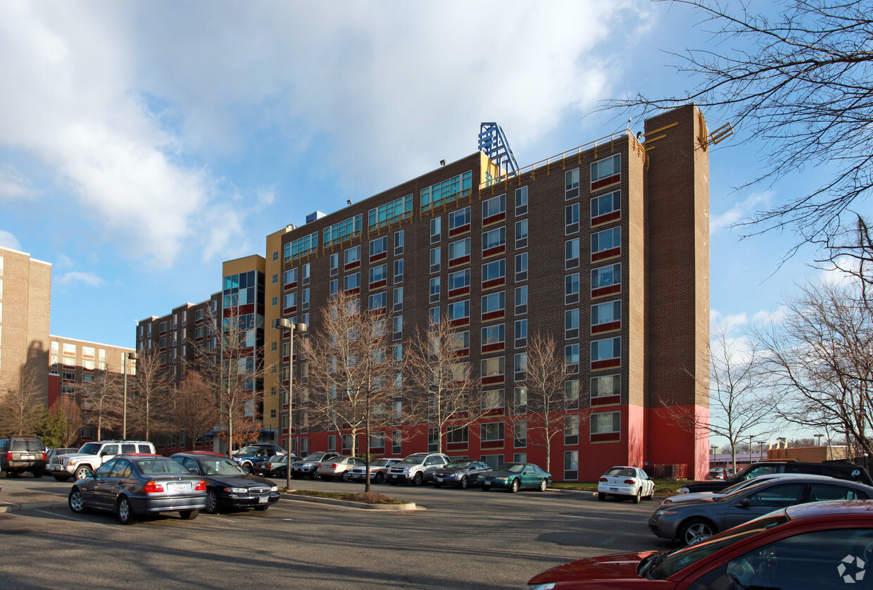 Primary Photo - Edgewood Terrace/The View Senior Apartments