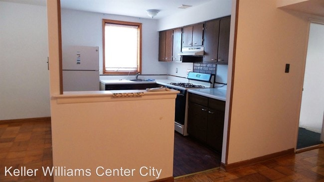 Building Photo - 7010 Lark Pl