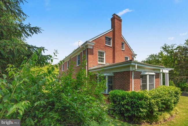 Foto del edificio - 5750 Oregon Ave NW