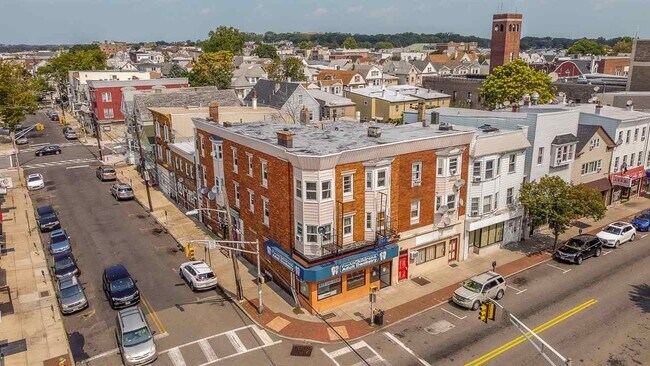 Building Photo - 300 Harrison Ave