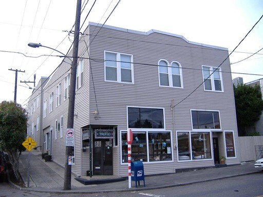 Primary Photo - 1052 N 36th St