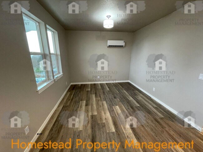 Foto del edificio - NEW CONSTRUCTION!