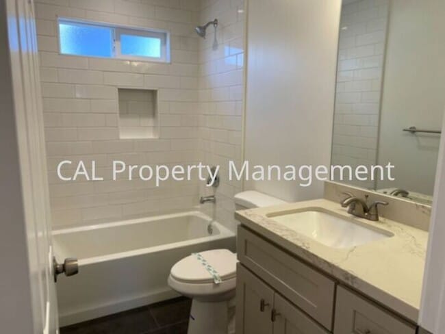 Foto del edificio - 3 Bed/2 Bath Single Level Home!