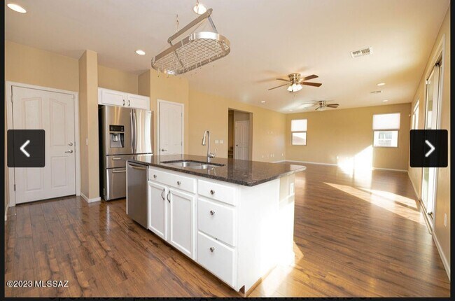 Kitchen/ Living Room/ Dinning Room - 3995 S Corte Rana Rica