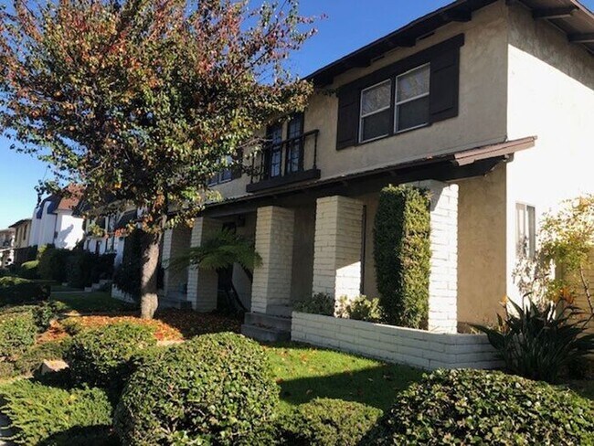 Foto del edificio - 22904 Maple Ave