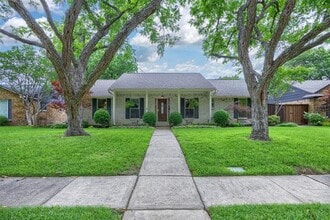 Building Photo - 1404 Seminole Dr