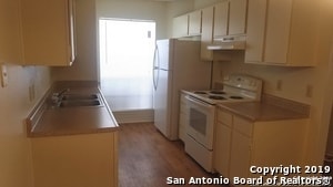 Foto del edificio - 14418 Castlebury Dr