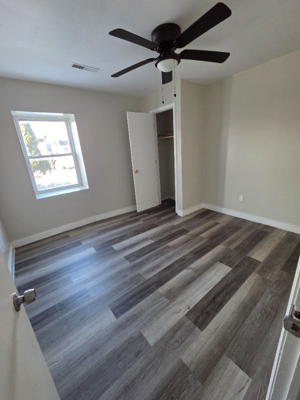 Foto del edificio - 15220 Saranac Rd